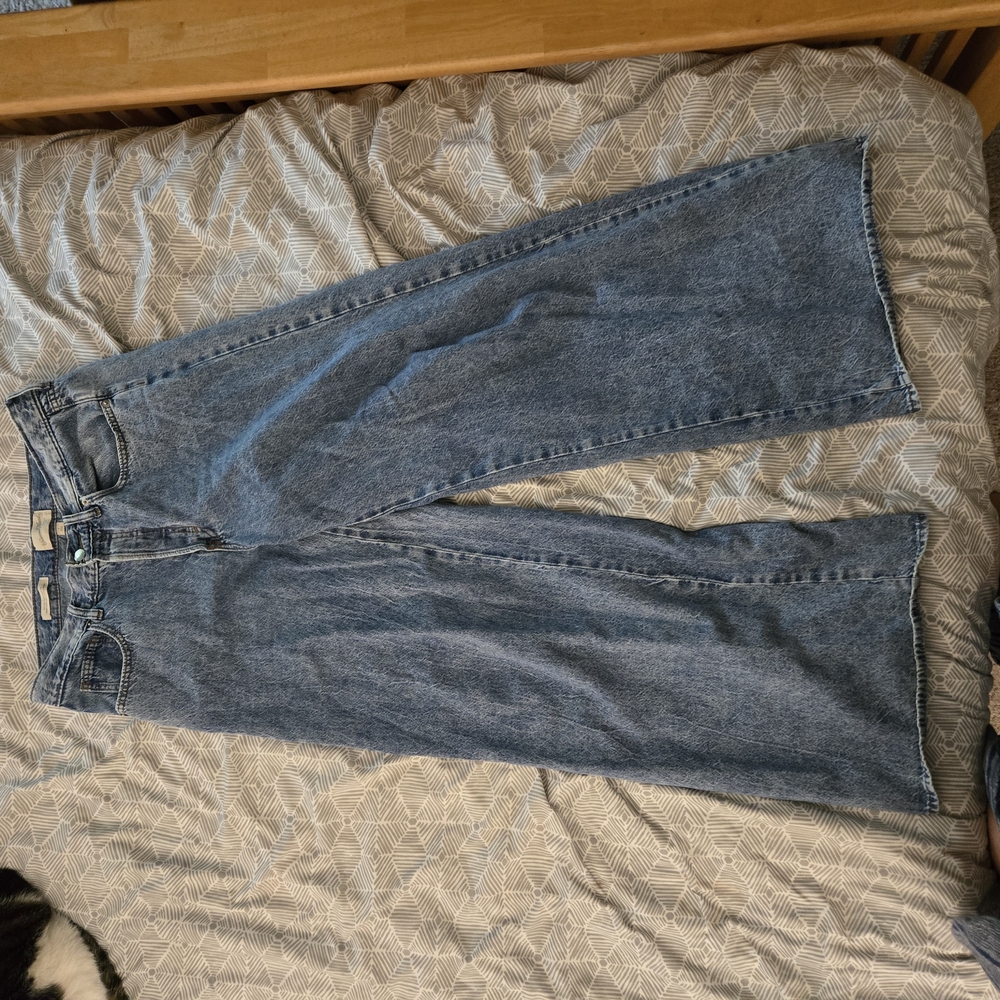 Blue Wide-Leg Jeans